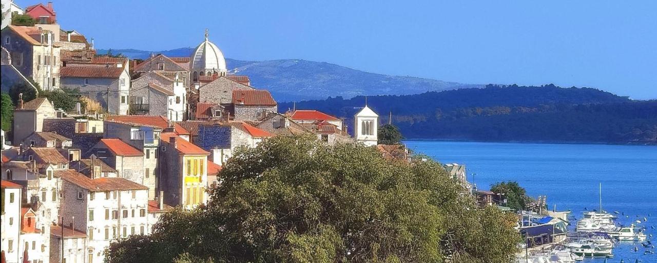 Apartments Ella Šibenik Eksteriør billede