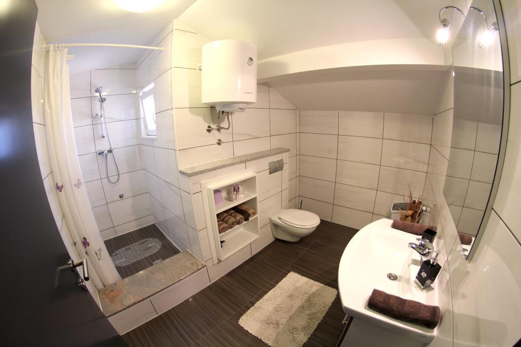 Apartments Ella Šibenik Værelse billede